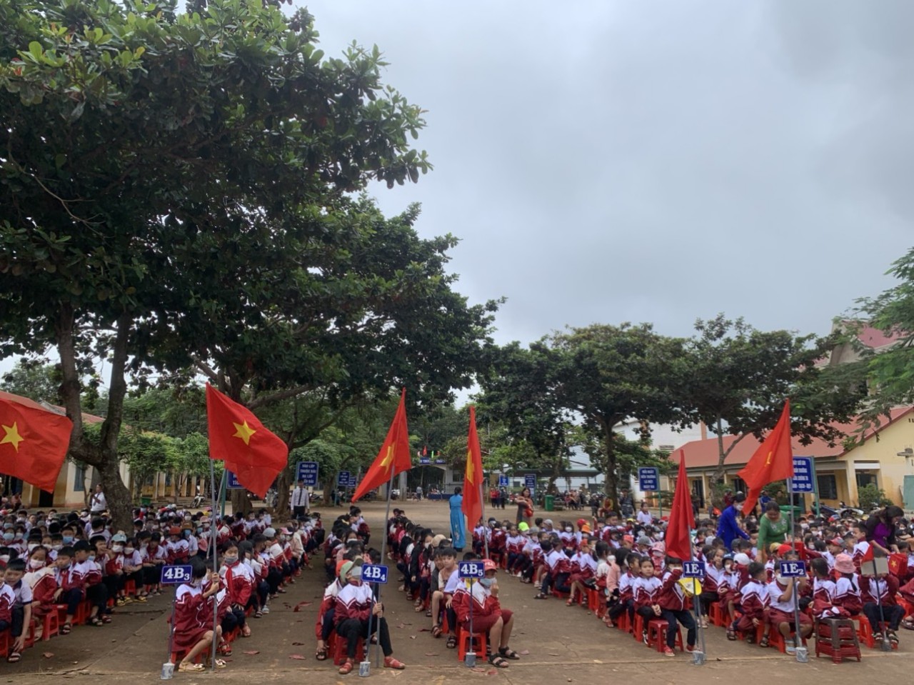 Tưng bừng với lễ khai giảng năm học mới 2022 – 2023, tại các trường học trên địa bàn xã Phú Lộc.